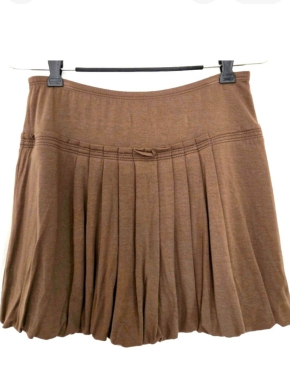 ( BCBG Maxazria ) Mini Skirt with Balloon / Bubble Hem